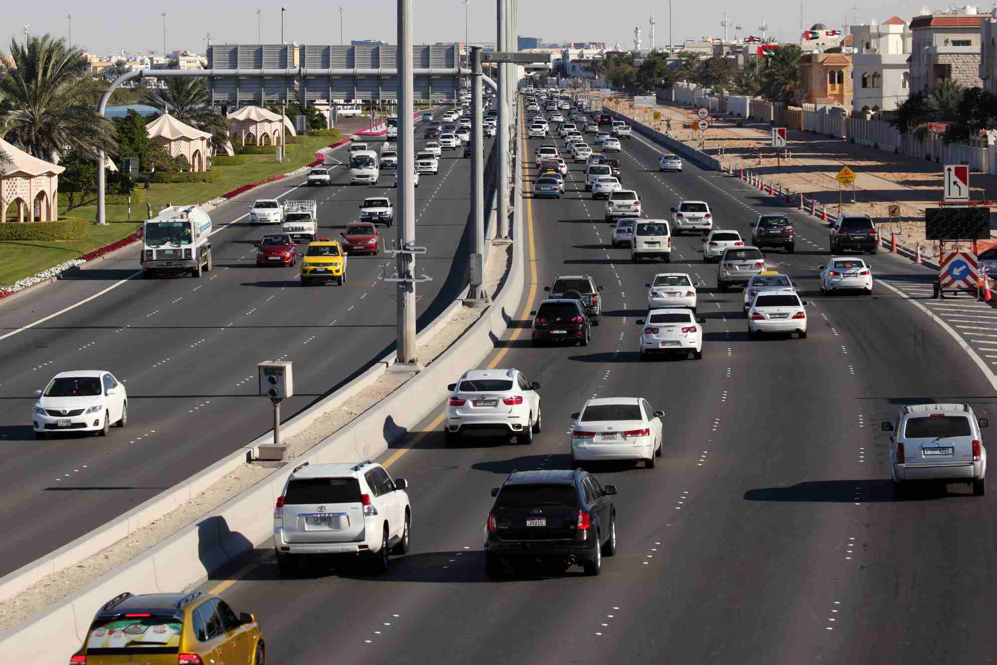 Abu Dhabi Dubai Slow Driving Fine